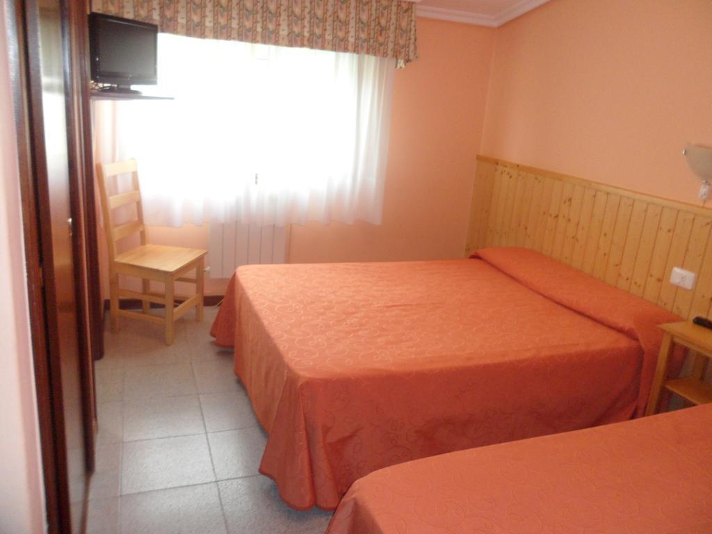 فندق Hostal Alce نيغران المظهر الخارجي الصورة