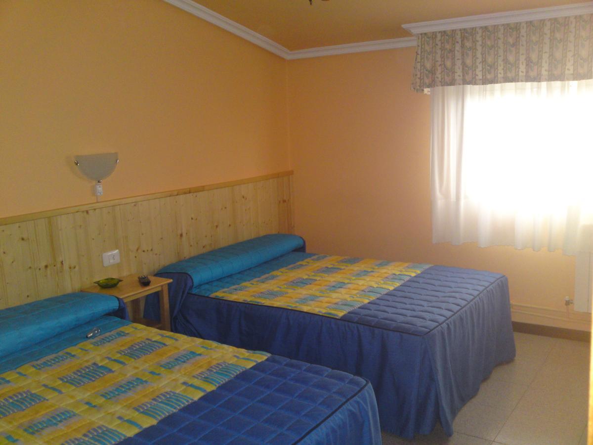 فندق Hostal Alce نيغران المظهر الخارجي الصورة